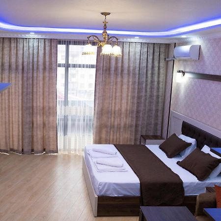 Emeg Hotel And Restaurant Батумі Екстер'єр фото