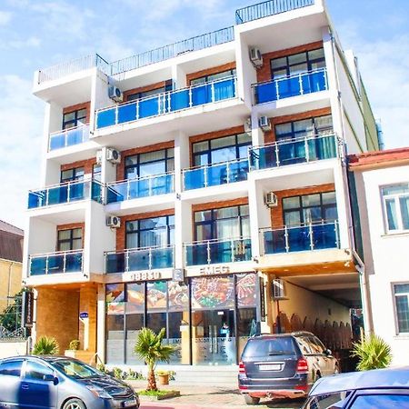 Emeg Hotel And Restaurant Батумі Екстер'єр фото