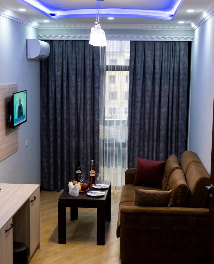 Emeg Hotel And Restaurant Батумі Екстер'єр фото
