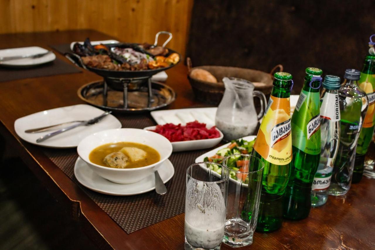 Emeg Hotel And Restaurant Батумі Екстер'єр фото
