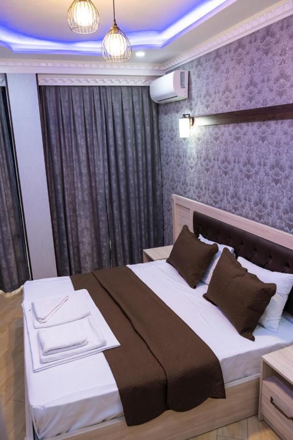 Emeg Hotel And Restaurant Батумі Екстер'єр фото